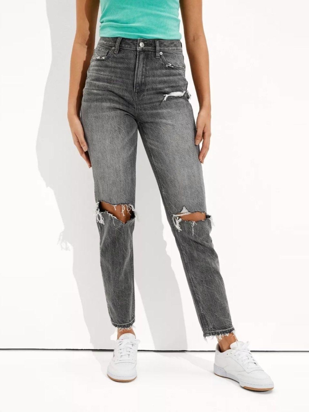 American Eagle Mom Jeans Distressed Gray